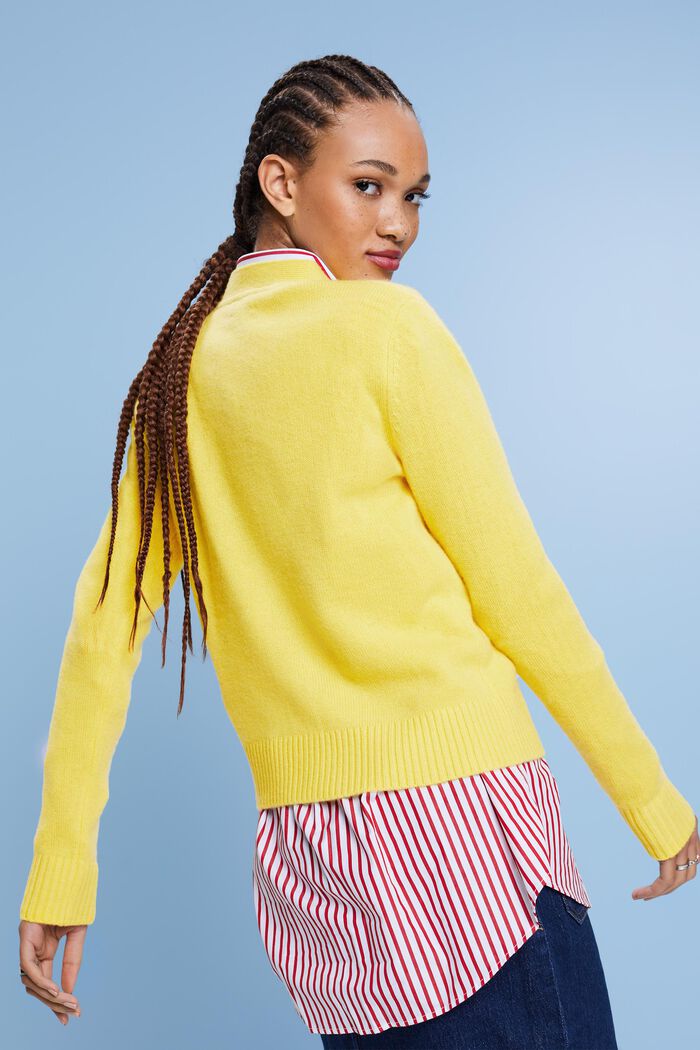 Cashmere V-Neck Cardigan, YELLOW, detail image number 2